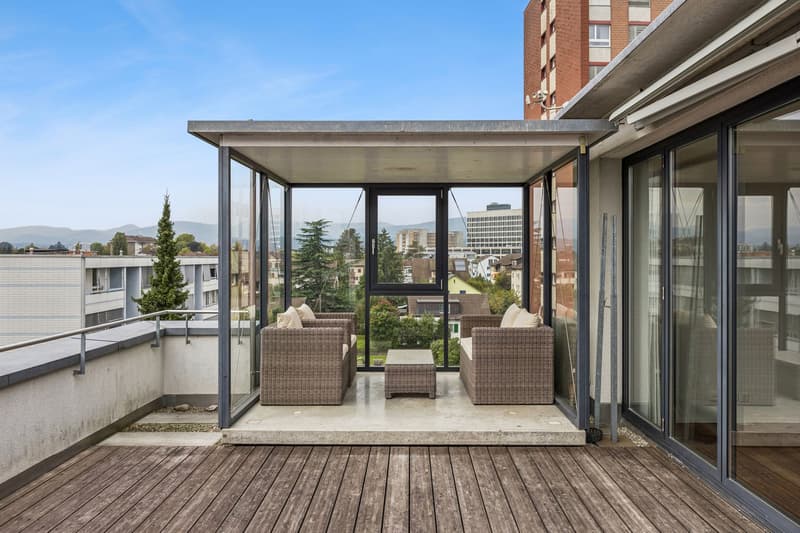Attique exclusive avec 5,5 pièces et vue panoramique à Hübeliacker Suhr (9)