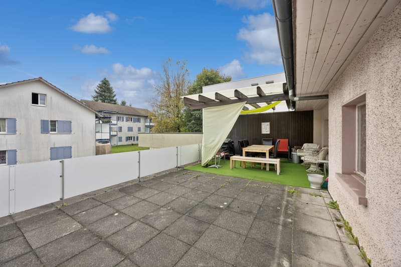 Versatile residential and commercial building - Oberentfelden, 10 rooms (12)