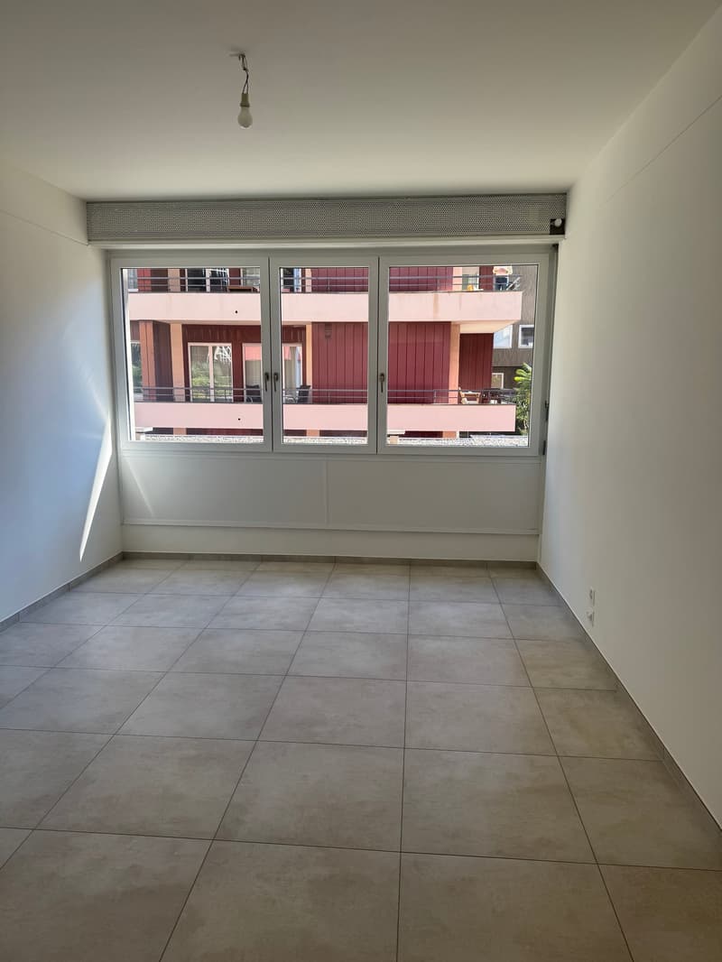 Appartamento 4.5 locali a Lugano Cassarate con posteggio (4)