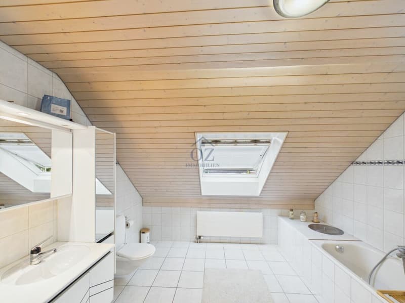 Bright apartment with spacious floor plan (5)