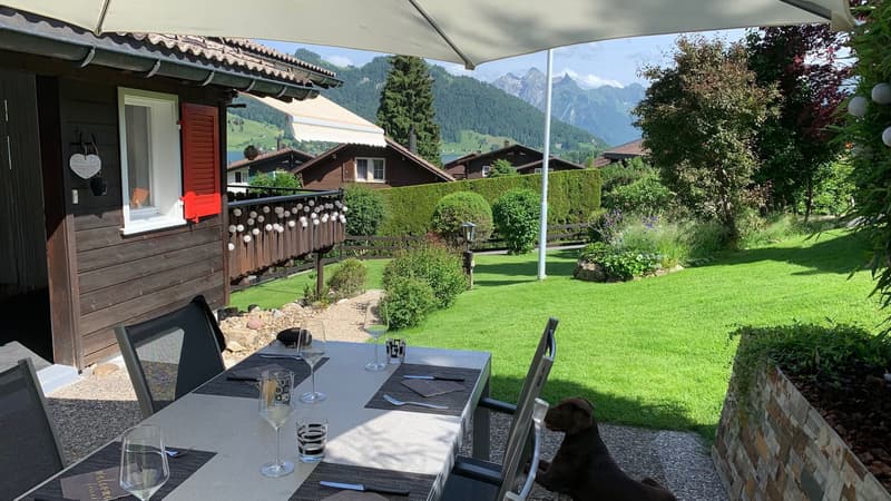 Charmantes Chalet mit See- und Bergsicht (4)