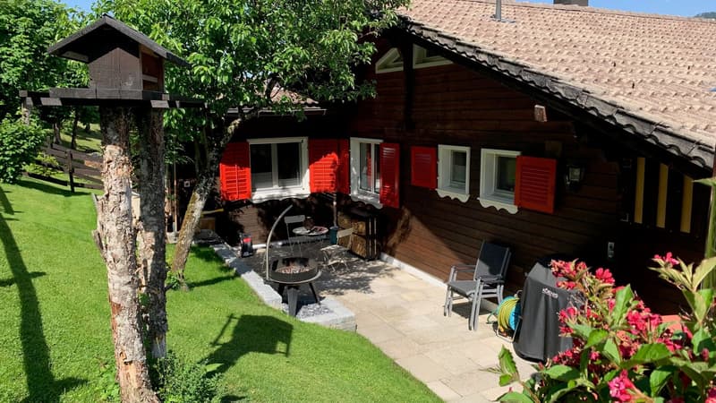 Charmantes Chalet mit See- und Bergsicht (3)