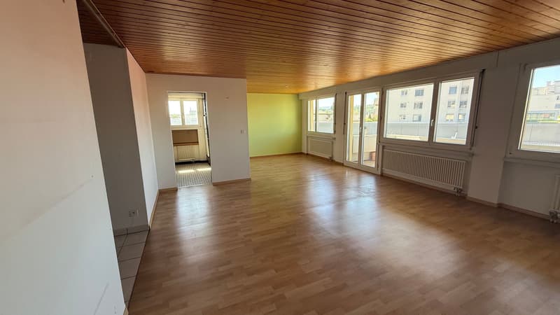 Renovierte 4.5-Zi.-Wohnung mit Balkon in Bremgarten (7)