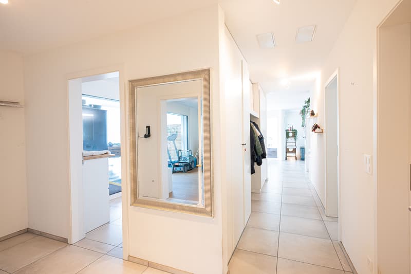 Moderne 3.5-Zimmer-Gartenwohnung mit grossem Aussenbereich in Toffen zu verkaufen (9)