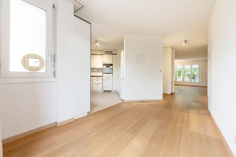 3.5-Zimmer-Gartenwohnung mit Wintergarten in Thun - sonnig & ruhig (3)