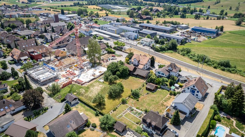 Wohn- und Gewerbehaus mit Entwicklungspotenzial und Bauland in Madiswil (10)
