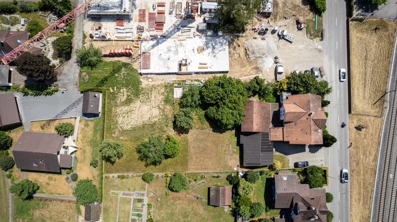 Wohn- und Gewerbehaus mit Entwicklungspotenzial und Bauland in Madiswil (9)