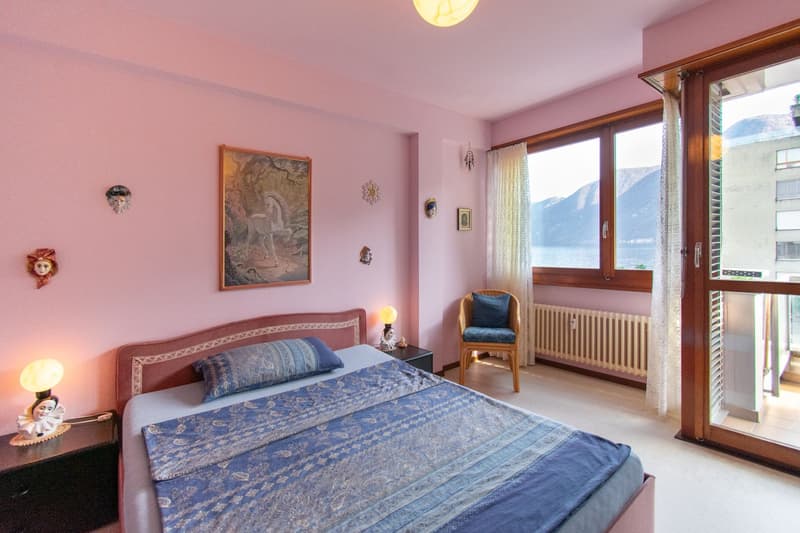 Appartamento 2.5 locali con balcone vista lago (10)