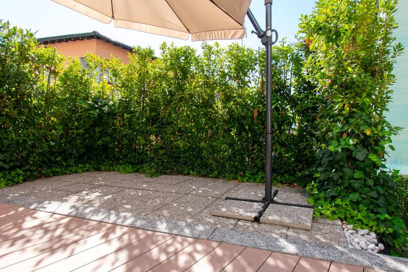 MODERNO 5.5 LOCALI CON PICCOLO GIARDINO (11)