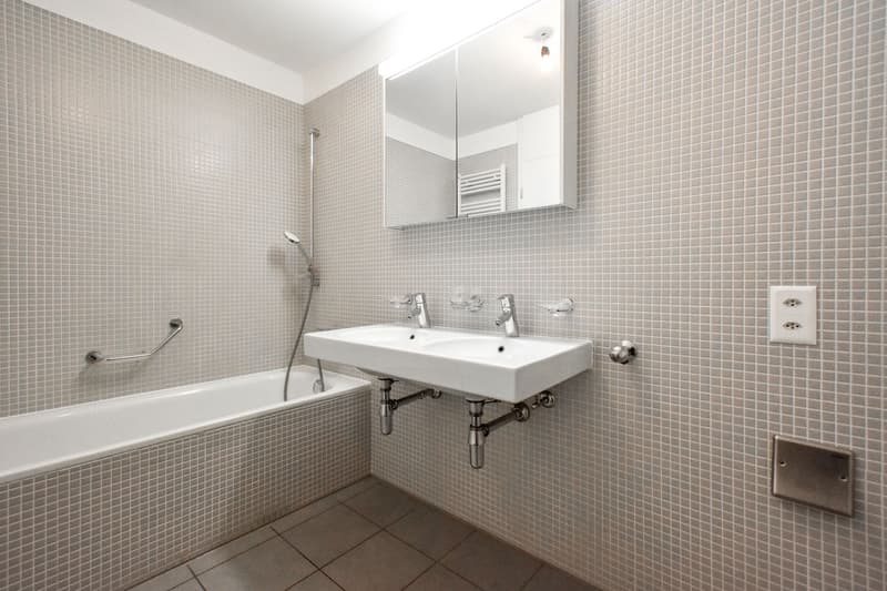MODERNO MONOLOCALE CON AMPIA TERRAZZA (11)