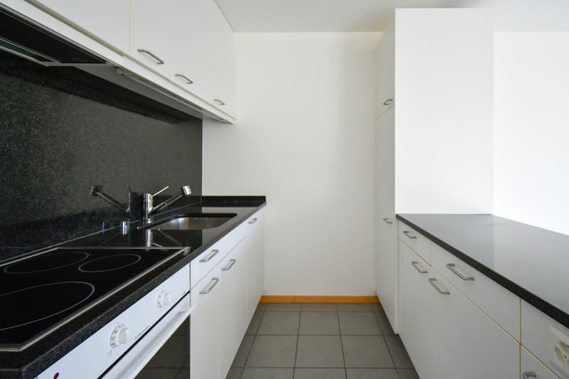 MODERNO MONOLOCALE CON AMPIA TERRAZZA (4)