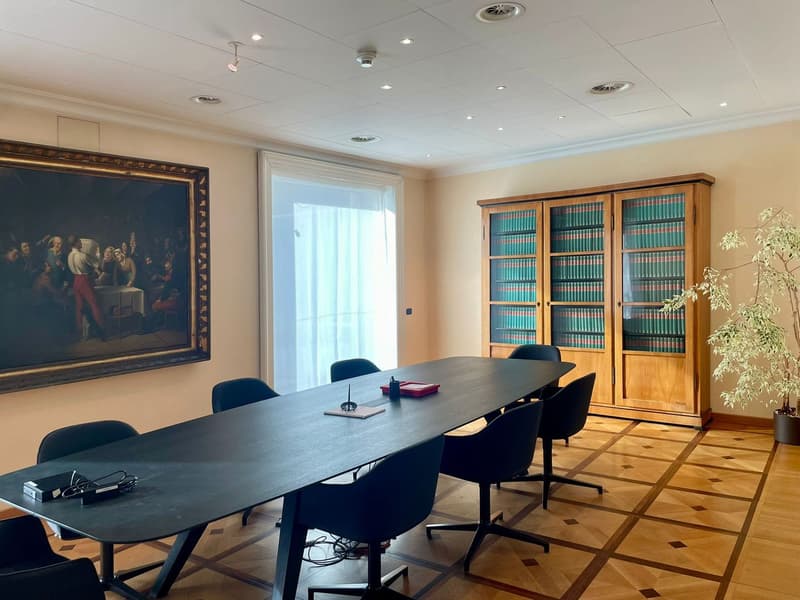 PRESTIGIOSI UFFICI CON VISTA LAGO IN EDIFICIO STORICO (4)