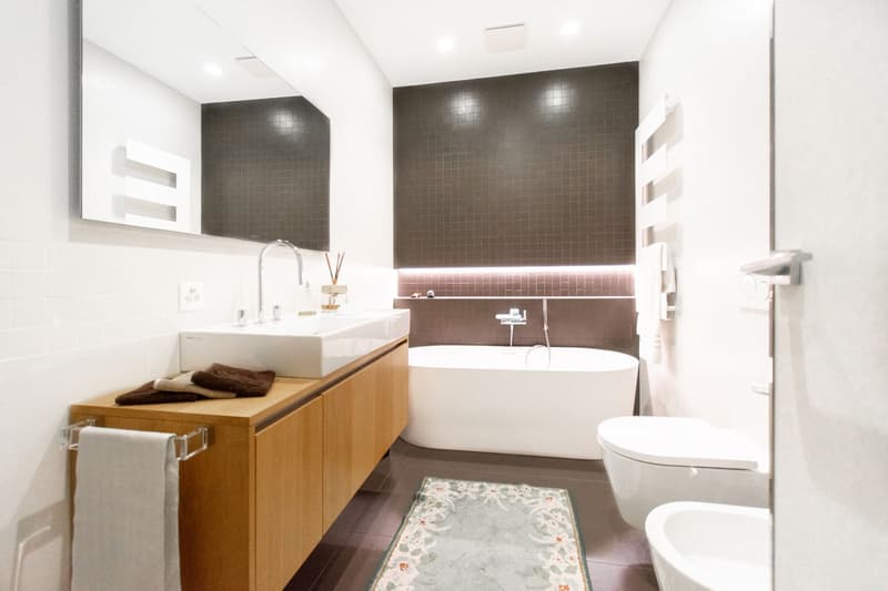 ESCLUSIVO APPARTAMENTO DI LUSSO CON JACUZZI E MERAVIGLIOSA VISTA LAGO (8)