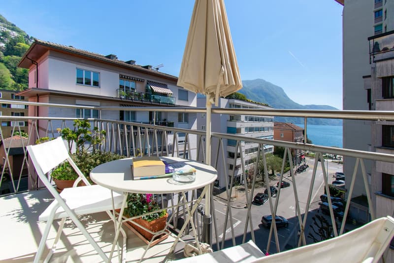 LUMINOSO APPARTAMENTO 4.5 LOCALI CON BALCONE VISTA LAGO (13)