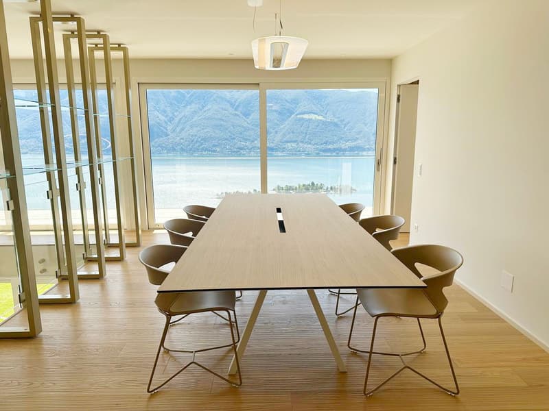 VILLA EXTRALUSSO CON IMPERDIBILE VISTA SULLE ISOLE DI BRISSAGO (7)