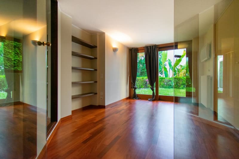 RAFFINATO APPARTAMENTO 4.5 CON GIARDINO IMMERSO NEL VERDE (4)