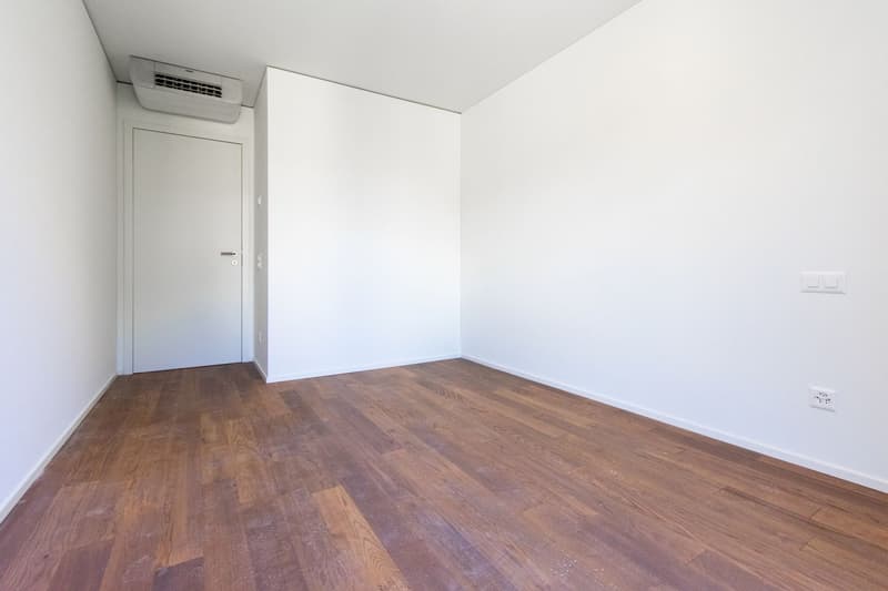 ELEGANTE APPARTAMENTO CON TERRAZZA E BELLISSIMA VISTA APERTA (12)
