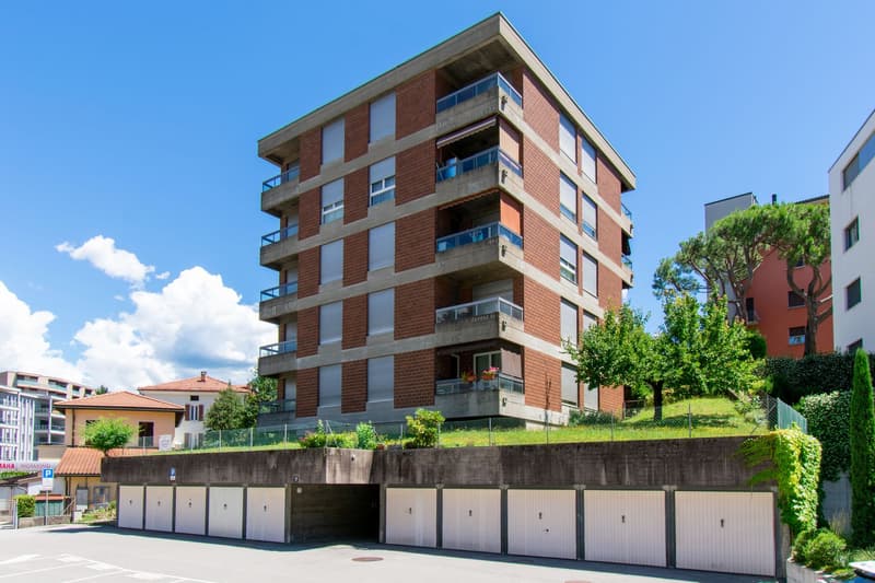 COMODO MONOLOCALE CON BALCONE E GIARDINO (10)