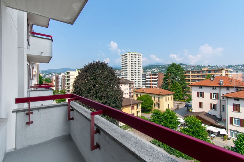 GRANDE APPARTAMENTO DI 5.5 LOCALI IN ZONA SERVITISSIMA (13)