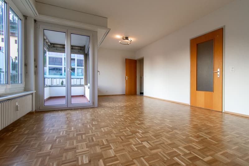COMODO BILOCALE CON BALCONE E VISTA APERTA (1)