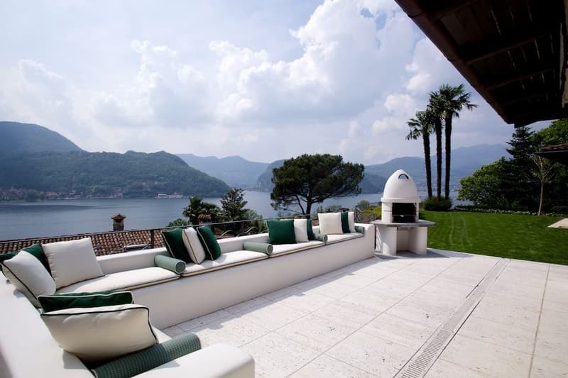AFFASCINANTE VILLA CON PISCINA INTERNA E IMPAREGGIABILE VISTA LAGO (2)