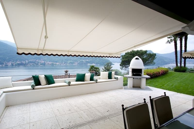 AFFASCINANTE VILLA CON PISCINA INTERNA E IMPAREGGIABILE VISTA LAGO (7)