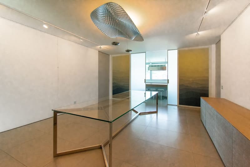 LUXURY APARTMENT WITH BREATHTAKING LAKE VIEW (3)