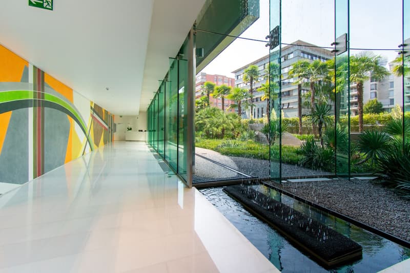 LUXURY APARTMENT WITH BREATHTAKING LAKE VIEW (12)