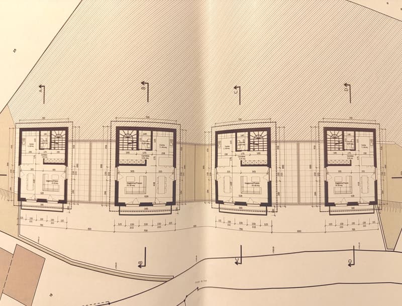 Terreno con progetto approvato per 4 case a Lugano-Valcolla (4)