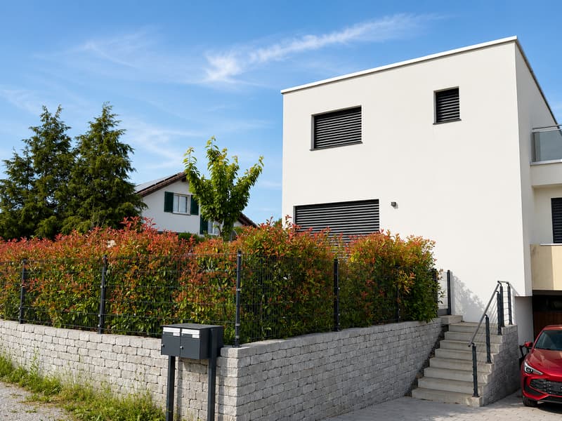 Villa de 4.5 pièces avec jardin et terrasse - À louer dès le 01.09.2026 (1)