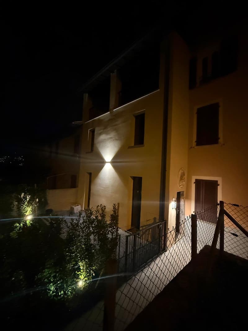 Elegante Villa di 6.5 locali con Vista Panoramica a Lugano – Disponibile Subito (34)