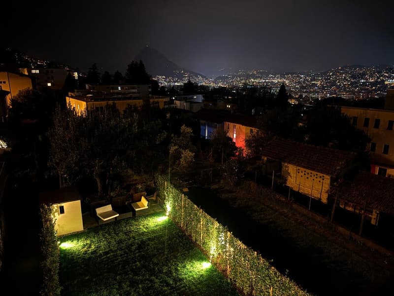Elegante Villa di 6.5 locali con Vista Panoramica a Lugano – Disponibile Subito (30)