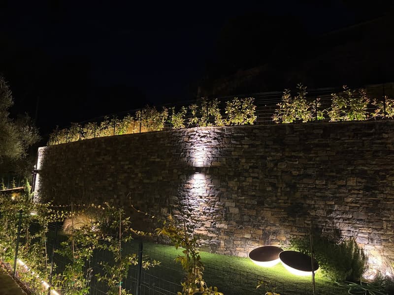 Villa contemporanea con piscina a sfioro e vista mare sulla Riviera ligure (50)