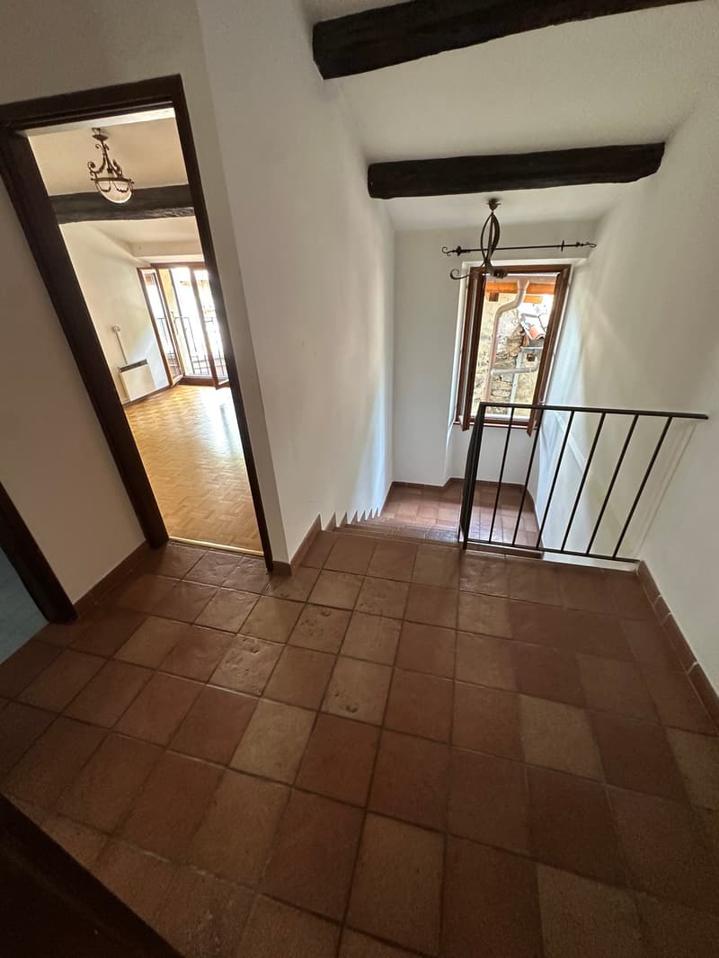 Incantevole casa bifamiliare a Morcote – 7 locali con vista panoramica (13)