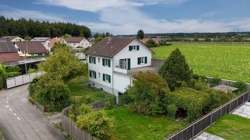Sanierungsbedürftiges Zweifamilienhaus / Bauland Derendingen | SO (1)