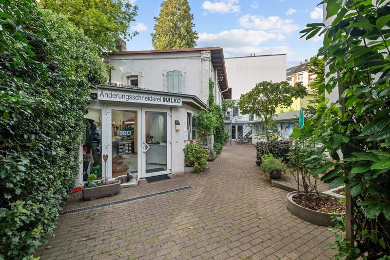 Begrünter Innenhof Loretto Markt 54"