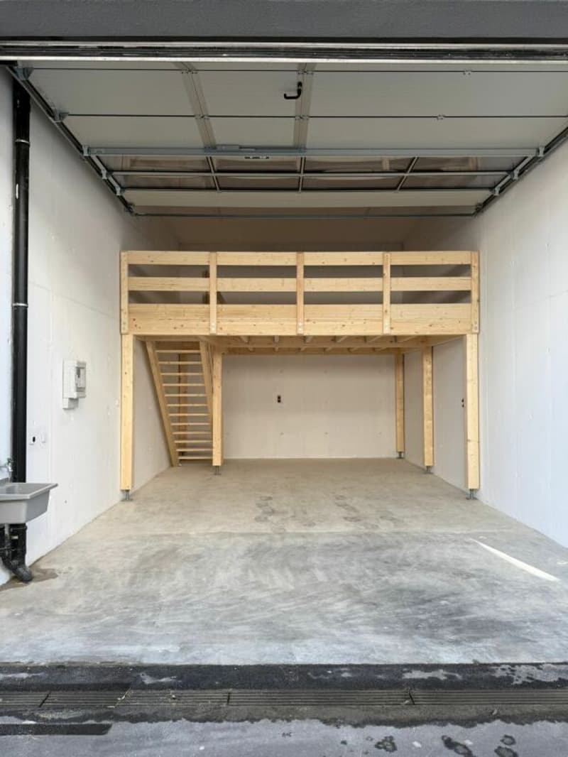 Dépôt avec mezzanine (4)