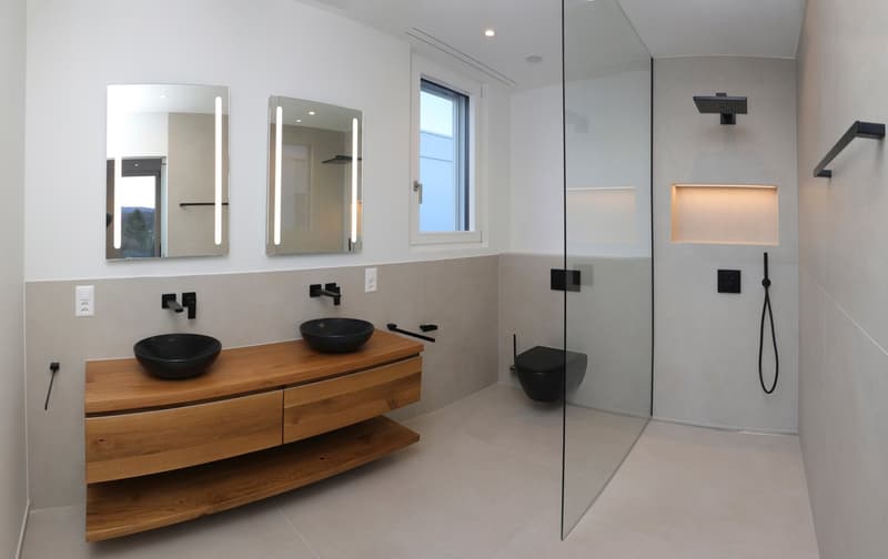 Oberwil Bestlage: Exklusive 6-Zimmer-Villa mit Pool, Garten & Einliegerwohnung (15)