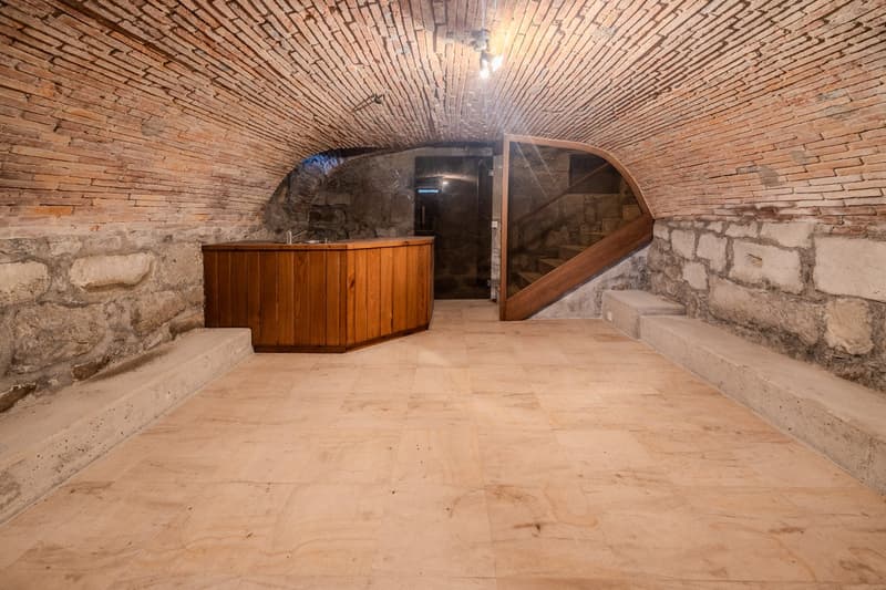 Ancienne ferme vaudoise superbement rénovée avec potentiel (11)