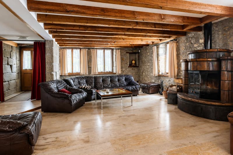 Ancienne ferme vaudoise superbement rénovée avec potentiel (5)