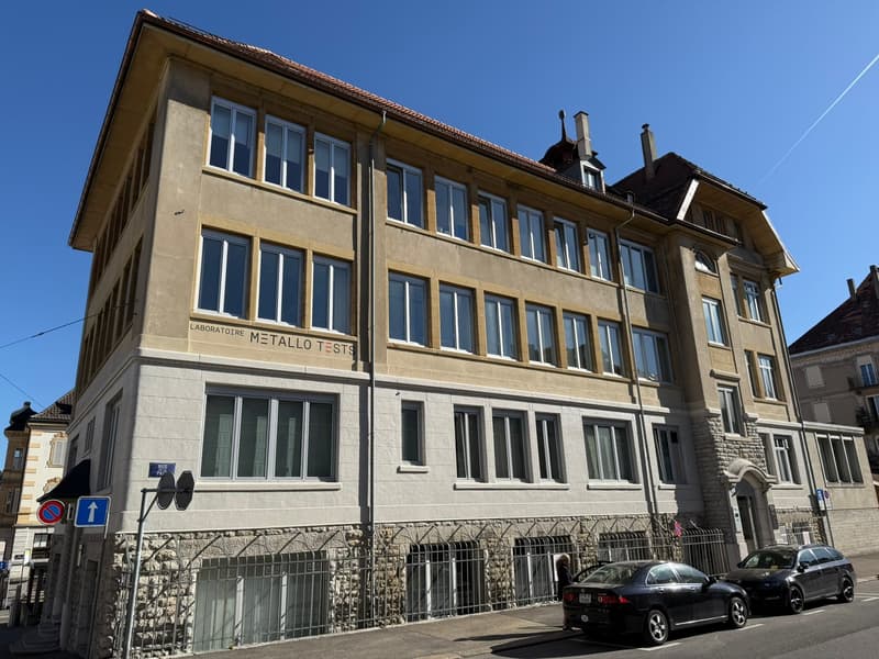 Espace industriel rénové à La Chaux-de-Fonds – 228 m² au cœur du patrimoine horloger (4)