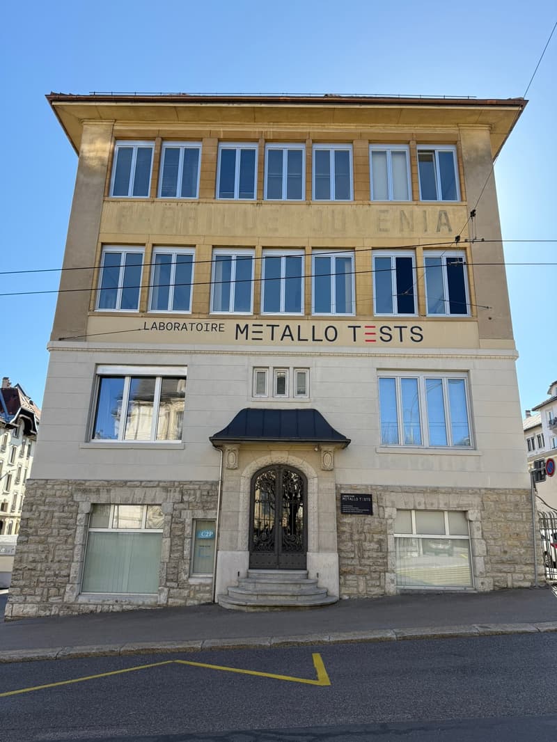 Espace industriel rénové à La Chaux-de-Fonds – 228 m² au cœur du patrimoine horloger (1)