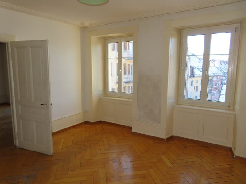 🛠️ GRAND APPARTEMENT 7 PIÈCES – AVIS AUX BONS BRICOLEURS ! (17)