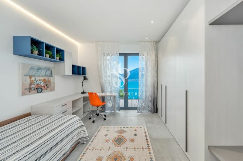 Appartamento con vista lago arredato (16)