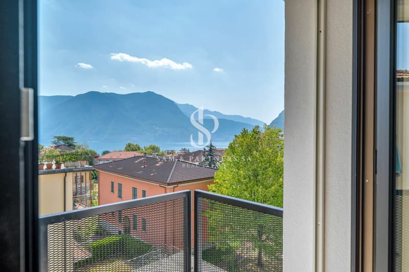 Moderno 3.5 locali con vista lago (9)