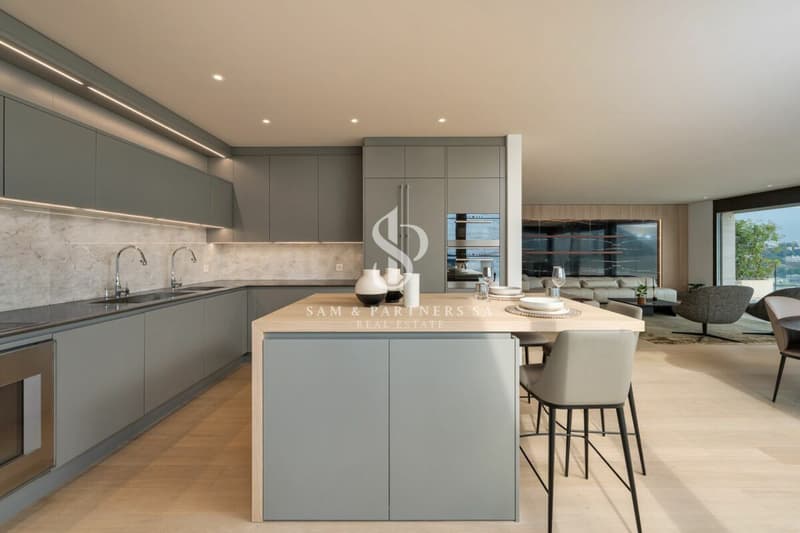 Eleganza e privacy con vista lago (10)