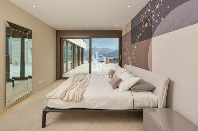 Eleganza e privacy con vista lago (14)