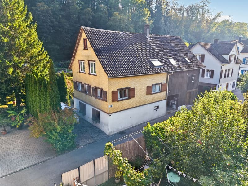 Einfamilienhaus mit Einliegerwohnung und Blick ins Grüne (8)