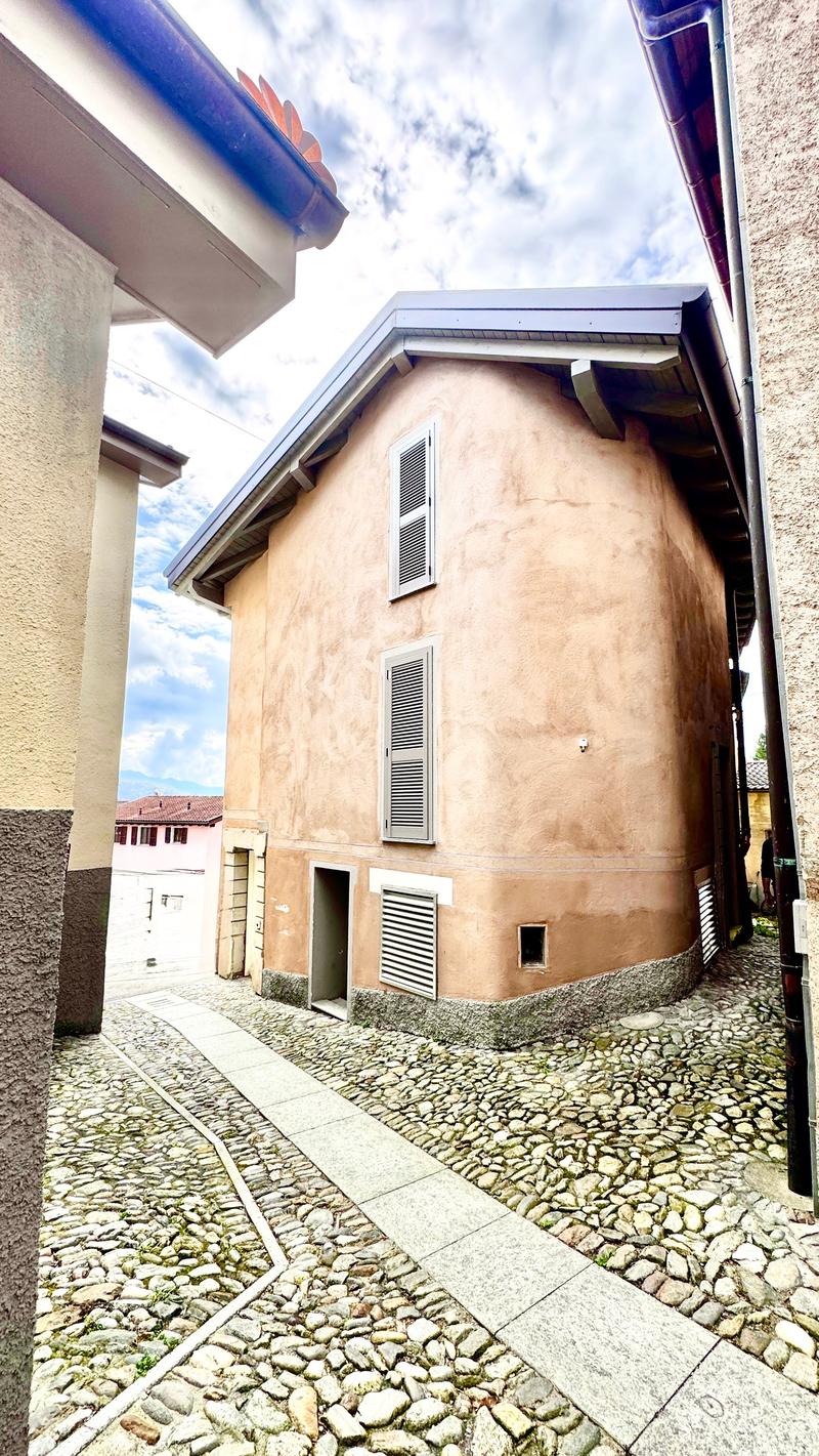 Casa unifamiliare completamente riattata a Miglieglia (1)