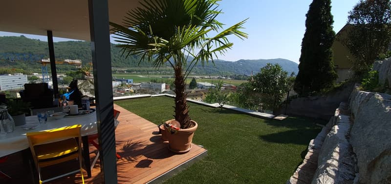 Villa con appartamento separato a reddito! (13)